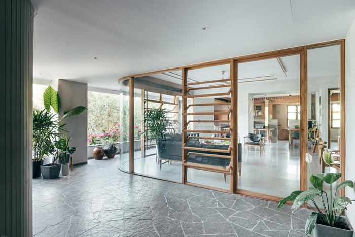 律師事務(wù)所辦公裝修設(shè)計效果案例-第3張圖片-上海古都建筑設(shè)計集團(tuán)