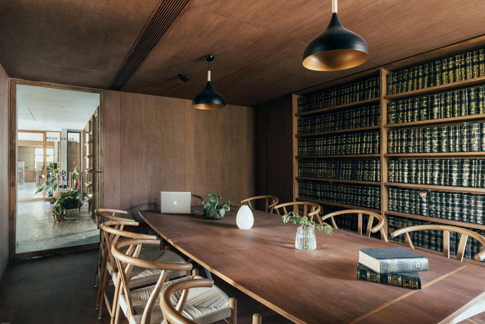 律師事務(wù)所辦公裝修設(shè)計效果案例-第11張圖片-上海古都建筑設(shè)計集團(tuán)