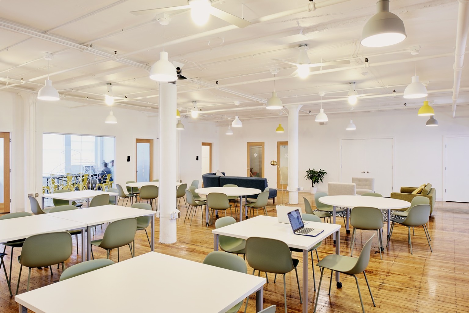 浦東三林1000平方的辦公空間設(shè)計(jì)裝修-第2張圖片-上海古都建筑設(shè)計(jì)集團(tuán) 浦東三林1000平方的辦公空間設(shè)計(jì)裝修-第2張圖片-上海古都建筑設(shè)計(jì)集團(tuán)