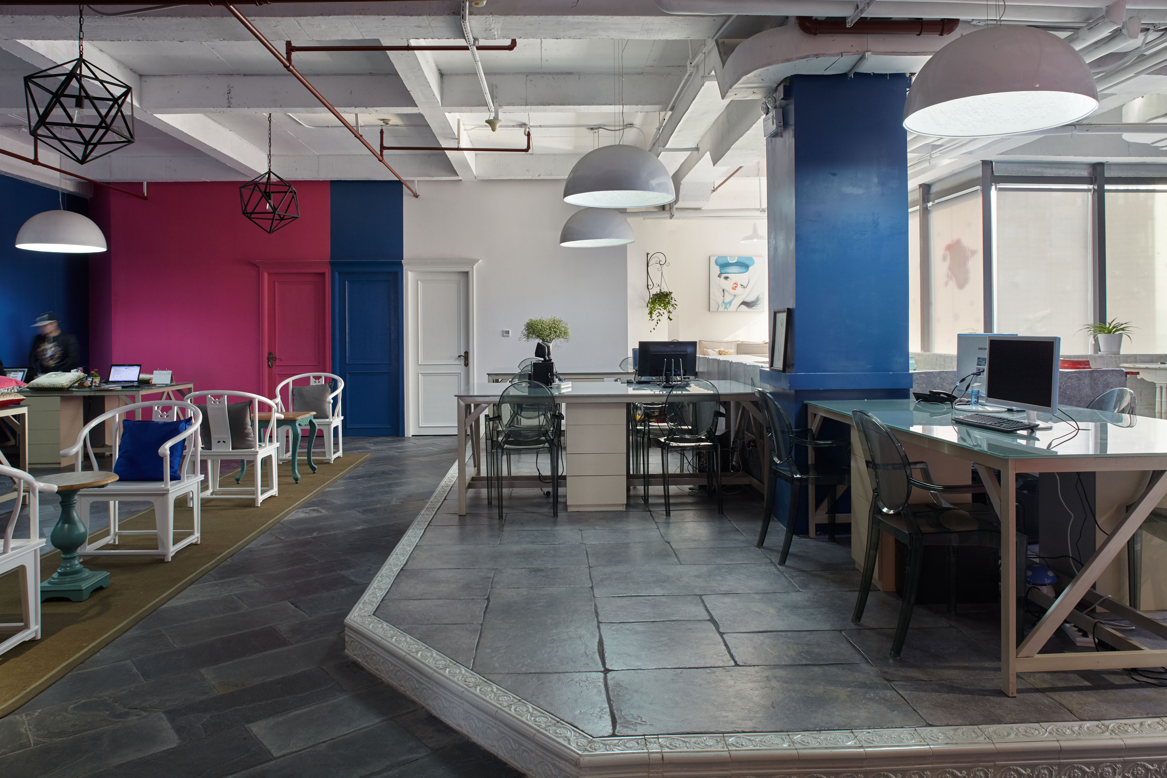 浦東新區(qū)180平辦公室裝修loft風(fēng)格設(shè)計-第4張圖片-上海古都建筑設(shè)計集團(tuán)