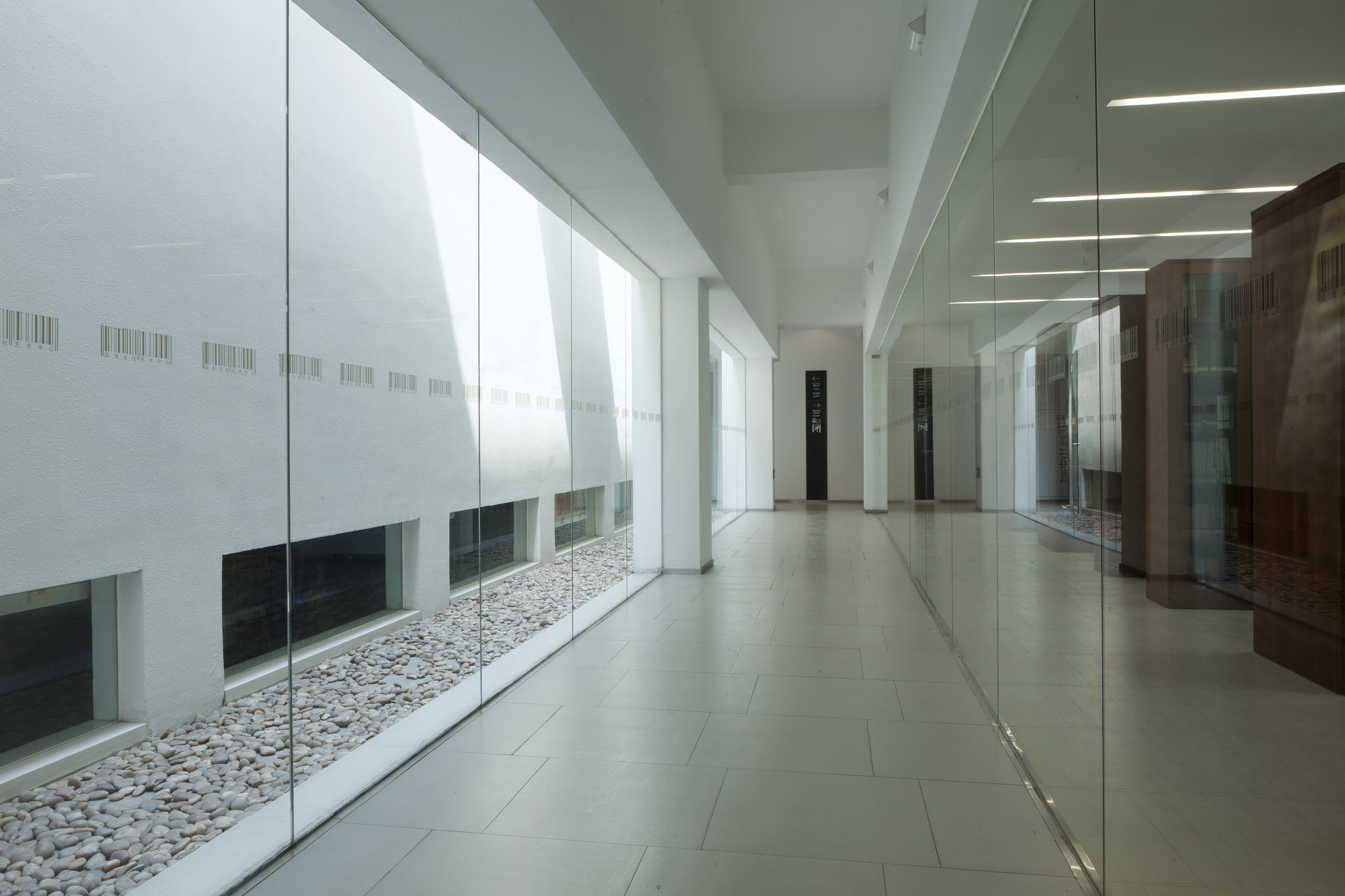 400平清新簡約圖書室裝修設(shè)計效果圖-第6張圖片-上海古都建筑設(shè)計集團(tuán) 400平清新簡約圖書室裝修設(shè)計效果圖-第6張圖片-上海古都建筑設(shè)計集團(tuán)