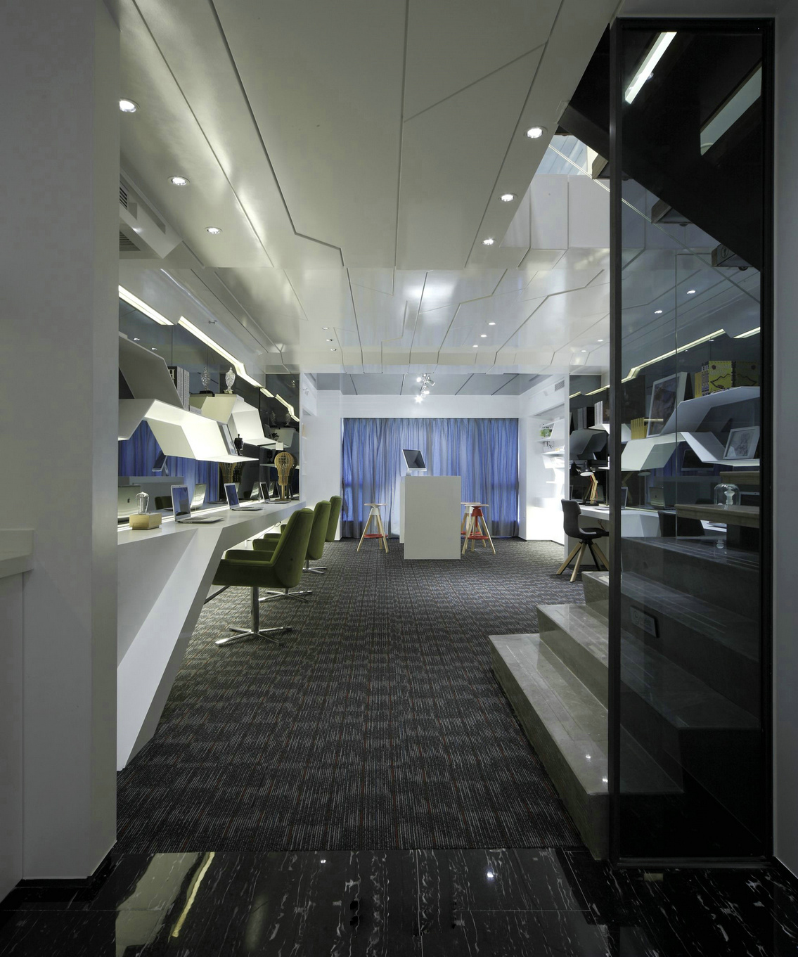 虹橋50平復(fù)式辦公室裝修設(shè)計(jì)-第3張圖片-上海古都建筑設(shè)計(jì)集團(tuán) 虹橋50平復(fù)式辦公室裝修設(shè)計(jì)-第3張圖片-上海古都建筑設(shè)計(jì)集團(tuán)