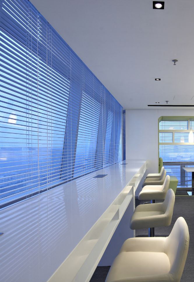 上海商務(wù)中心辦公室裝修設(shè)計-第3張圖片-上海古都建筑設(shè)計集團(tuán)