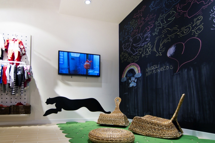 青浦區(qū)時尚童裝店裝修設(shè)計-第5張圖片-上海古都建筑設(shè)計集團 青浦區(qū)時尚童裝店裝修設(shè)計-第5張圖片-上海古都建筑設(shè)計集團