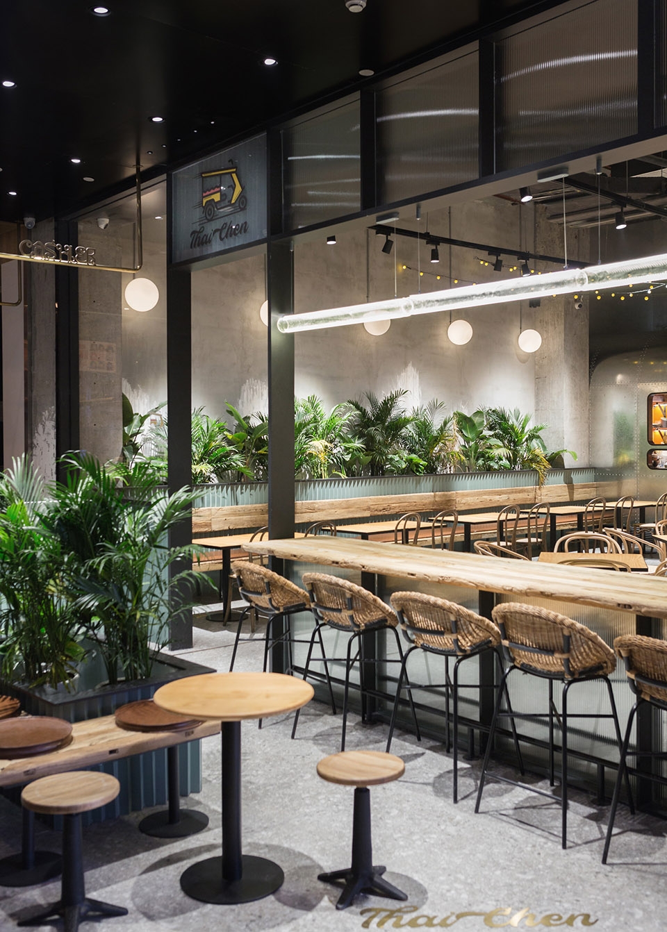 黃浦區(qū)混搭風(fēng)格餐廳裝修設(shè)計(jì)-第3張圖片-上海古都建筑設(shè)計(jì)集團(tuán) 黃浦區(qū)混搭風(fēng)格餐廳裝修設(shè)計(jì)-第3張圖片-上海古都建筑設(shè)計(jì)集團(tuán)