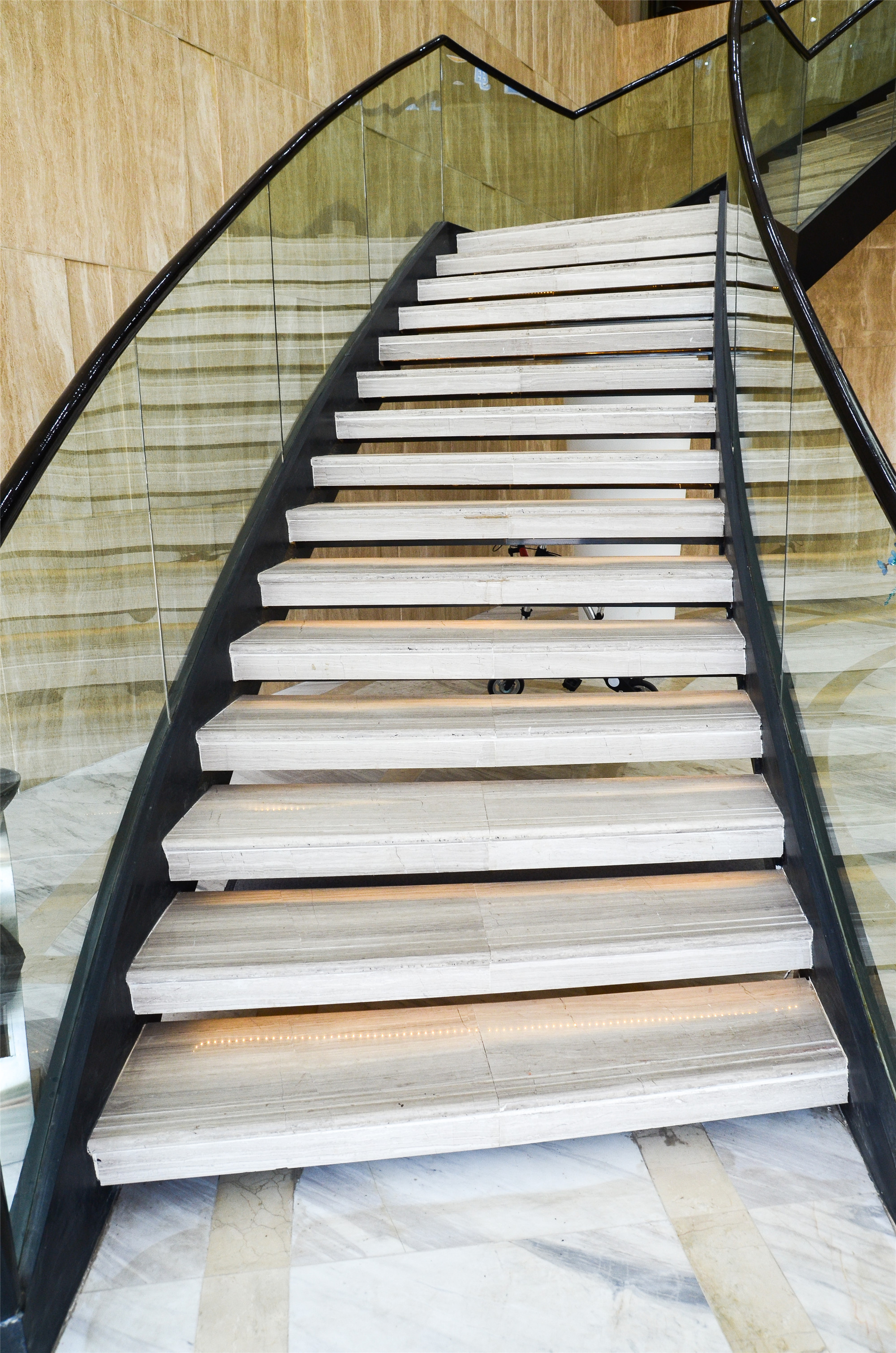 時尚大氣辦公室裝修設(shè)計-第6張圖片-上海古都建筑設(shè)計集團 時尚大氣辦公室裝修設(shè)計-第6張圖片-上海古都建筑設(shè)計集團