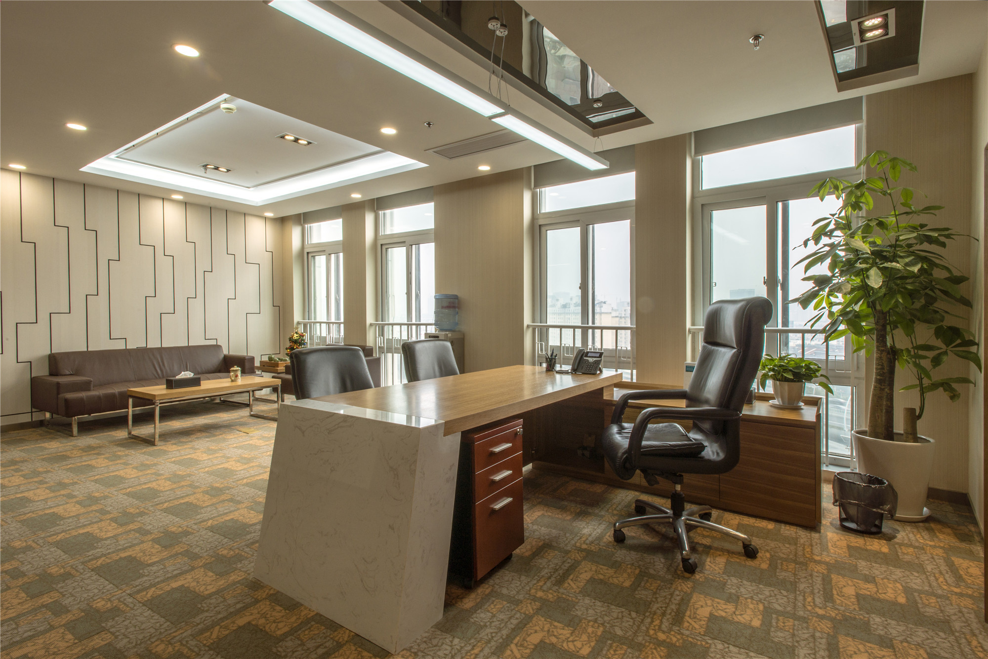 簡約流暢風格寫字樓裝修設(shè)計-第5張圖片-上海古都建筑設(shè)計集團