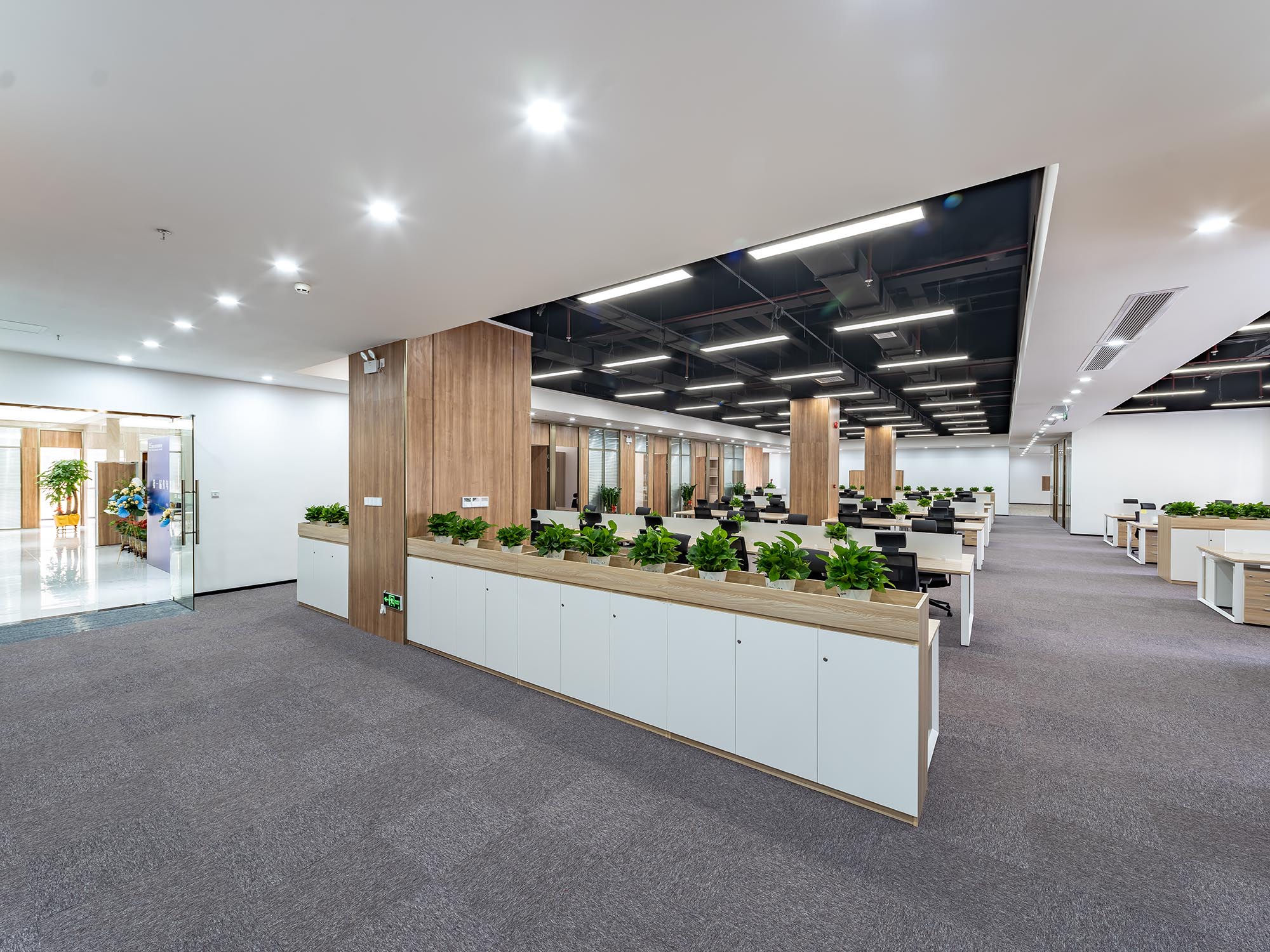 浦東5200平律師事務所辦公裝潢設(shè)計-第3張圖片-上海古都建筑設(shè)計集團 浦東5200平律師事務所辦公裝潢設(shè)計-第3張圖片-上海古都建筑設(shè)計集團