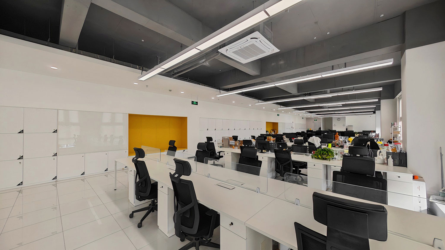 虹口1900生物科技公司辦公場所裝潢設(shè)計(jì)-第3張圖片-上海古都建筑設(shè)計(jì)集團(tuán) 虹口1900生物科技公司辦公場所裝潢設(shè)計(jì)-第3張圖片-上海古都建筑設(shè)計(jì)集團(tuán)